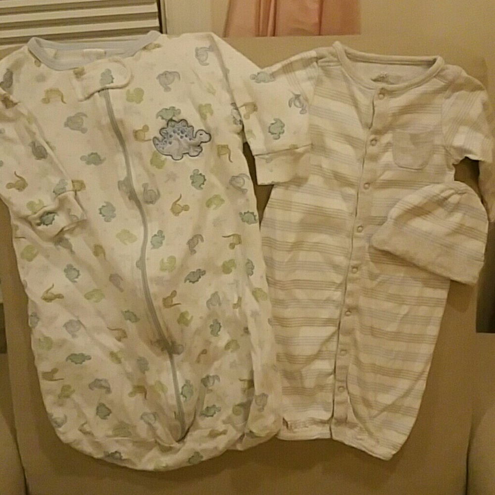 Bundle of 3 NB Sleep sack, gown & hat